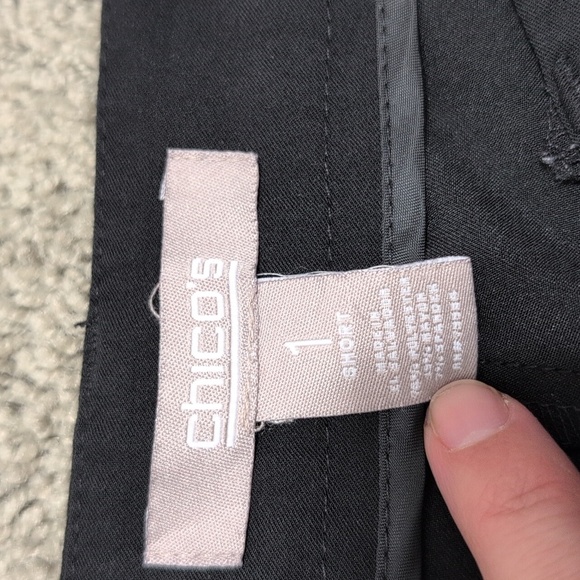 Chico's Black Straight Leg Slacks Work Pants Women's Size 1(8) Short - Picture 3 of 9
